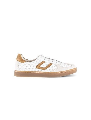 Baskets en cuir