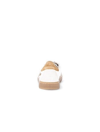 Baskets en cuir