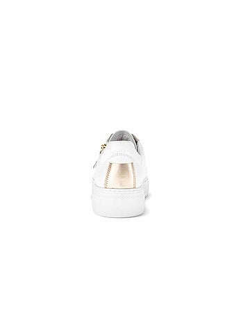 Baskets en cuir