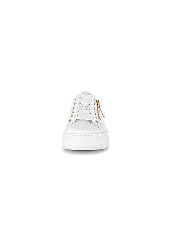 Baskets en cuir