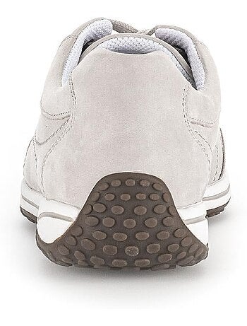 Baskets en cuir