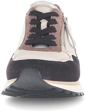 Baskets en cuir et nubuck