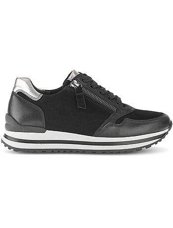 Baskets en cuir et nubuck