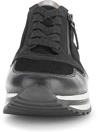 Baskets en cuir et nubuck