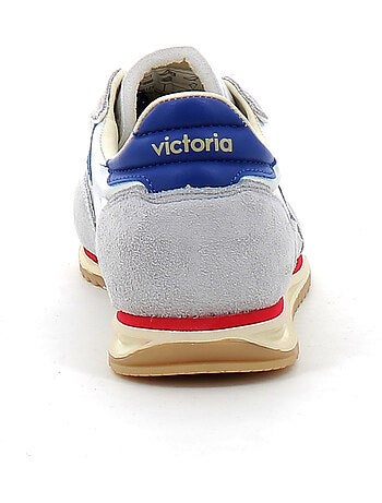 Baskets en Cuir et Suede Victoria.