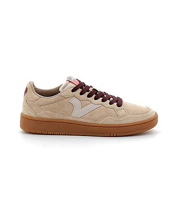 Baskets en Cuir et Suede Victoria.
