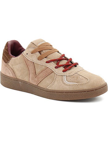 Baskets en cuir et suede victoria.