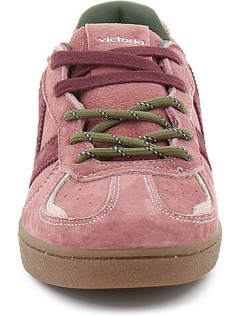 Baskets en cuir et suede victoria.