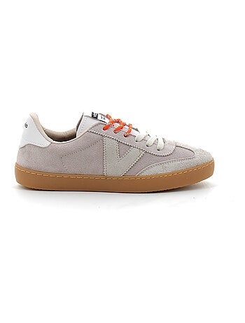 Baskets en Cuir et Suede Victoria.