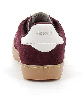Baskets en Cuir et Suede Victoria.