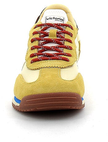 Baskets en Cuir et Suede Victoria.