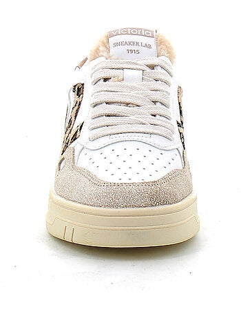 Baskets en Cuir et Suede Victoria.