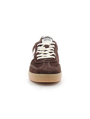 Baskets en Cuir et Suede Victoria.