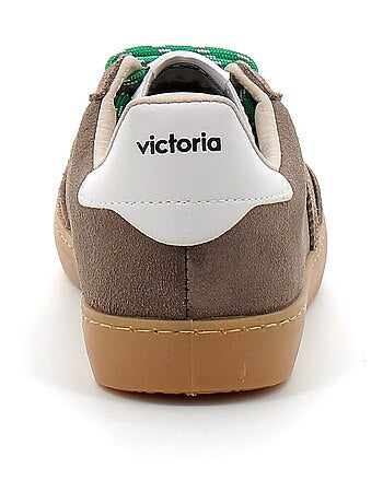 Baskets en Cuir et Suede Victoria.