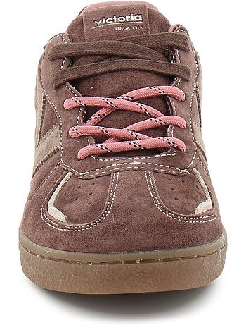 Baskets en cuir et suede victoria.
