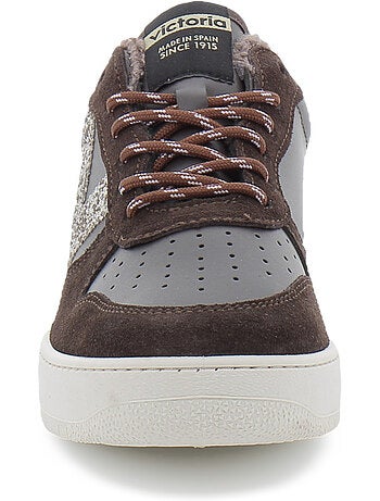 Baskets en cuir et suede victoria.