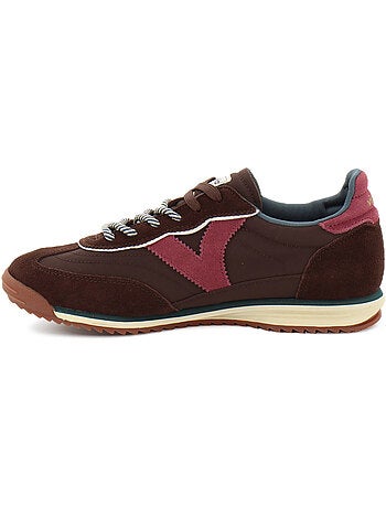 Baskets en cuir et suede victoria.