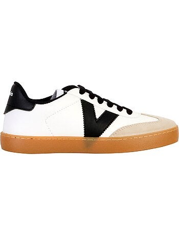 Baskets en Cuir et Syntetique Victoria.