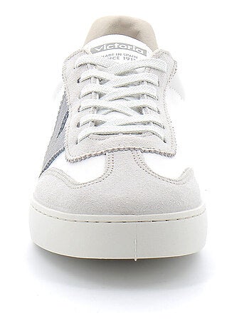 Baskets en Cuir et Syntetique Victoria.