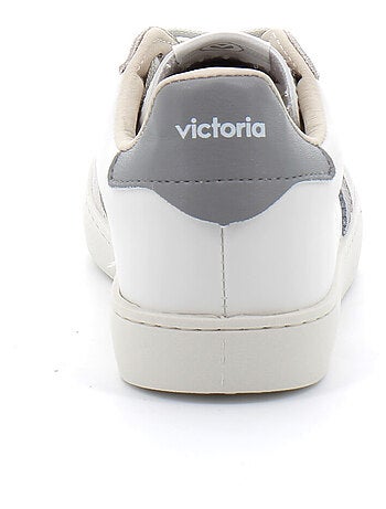 Baskets en Cuir et Syntetique Victoria.