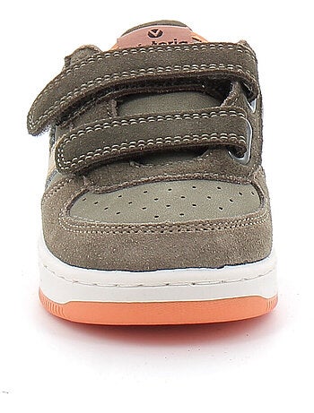 Baskets en Cuir et Syntetique Victoria.