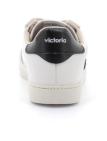 Baskets en Cuir et Syntetique Victoria.