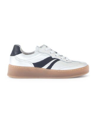 Baskets  en cuir lisse