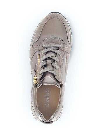 Baskets en cuir lisse