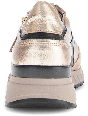 Baskets en cuir lisse