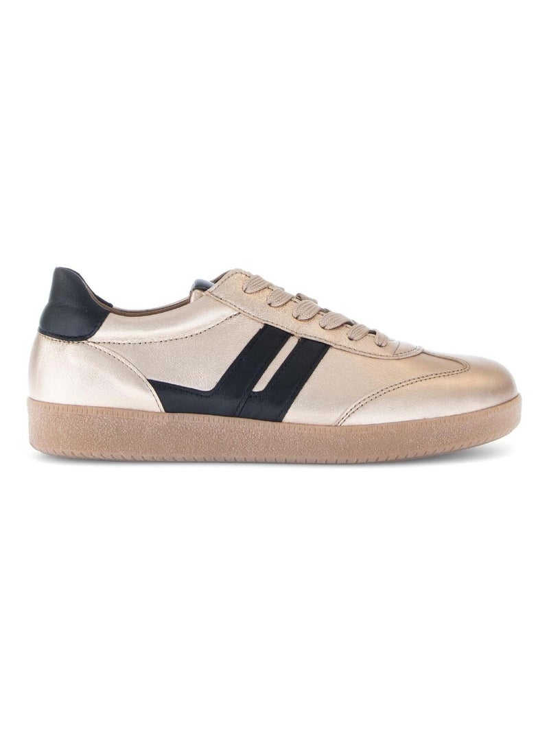 Baskets en cuir lisse Beige - Kiabi