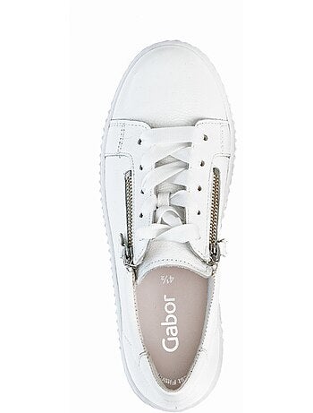 Baskets en cuir lisse