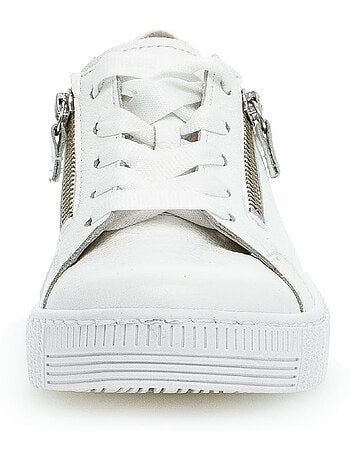 Baskets en cuir lisse