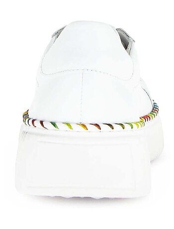 Baskets en cuir lisse