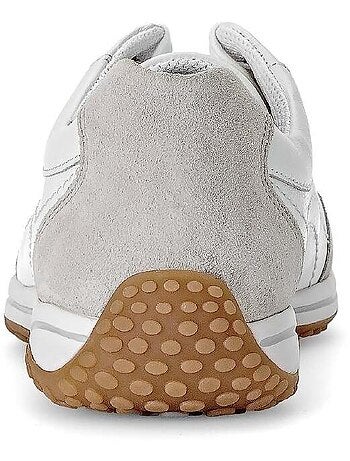 Baskets en cuir lisse