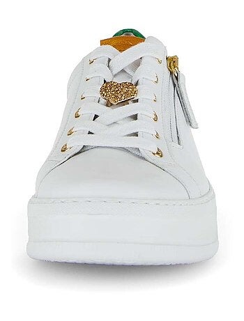 Baskets en cuir lisse