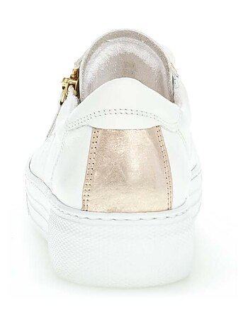 Baskets en cuir lisse