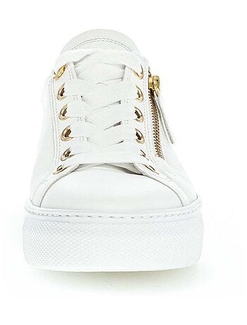 Baskets en cuir lisse