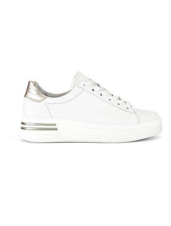 Baskets en cuir lisse