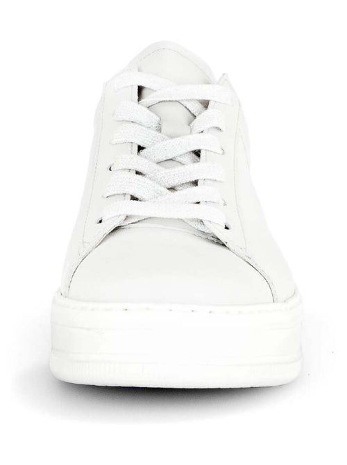 Baskets  en cuir lisse - Kiabi