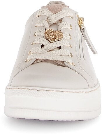 Baskets en cuir lisse