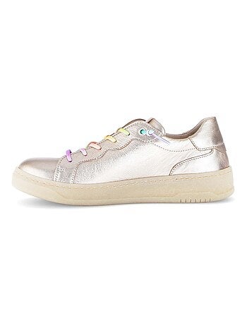 Baskets en cuir lisse