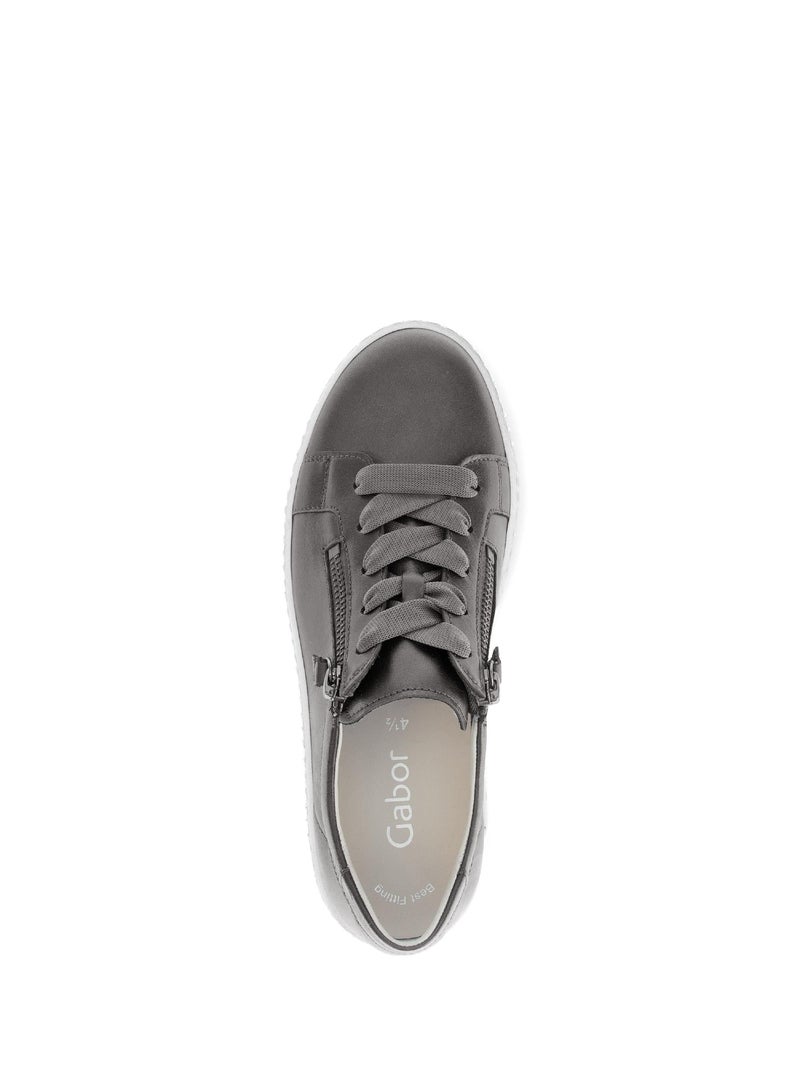 Baskets en cuir lisse Kaki - Kiabi
