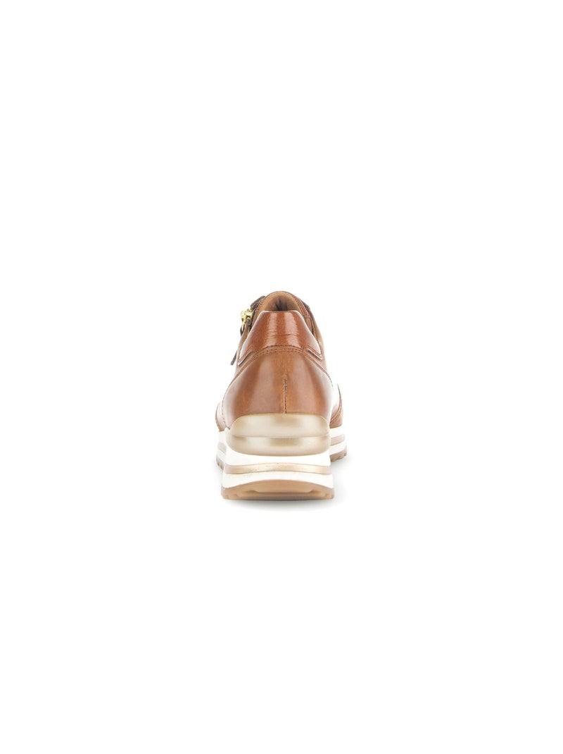 Baskets  en cuir lisse Marron clair - Kiabi