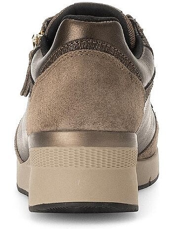 Baskets en cuir lisse