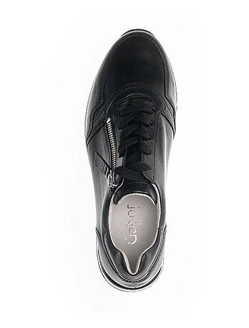 Baskets en cuir lisse