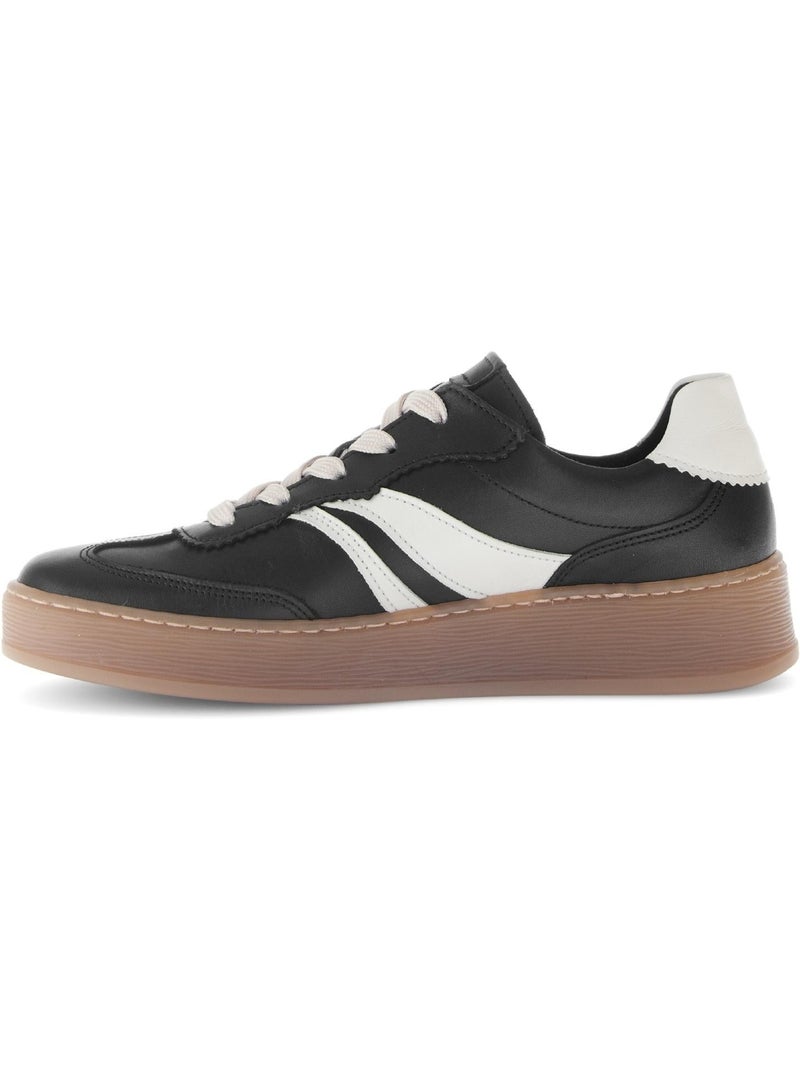Baskets  en cuir lisse Noir Noir - Kiabi
