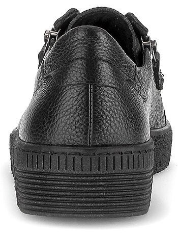 Baskets en cuir lisse
