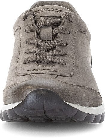 Baskets en cuir
