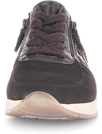 Baskets en cuir