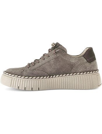 Baskets en cuir